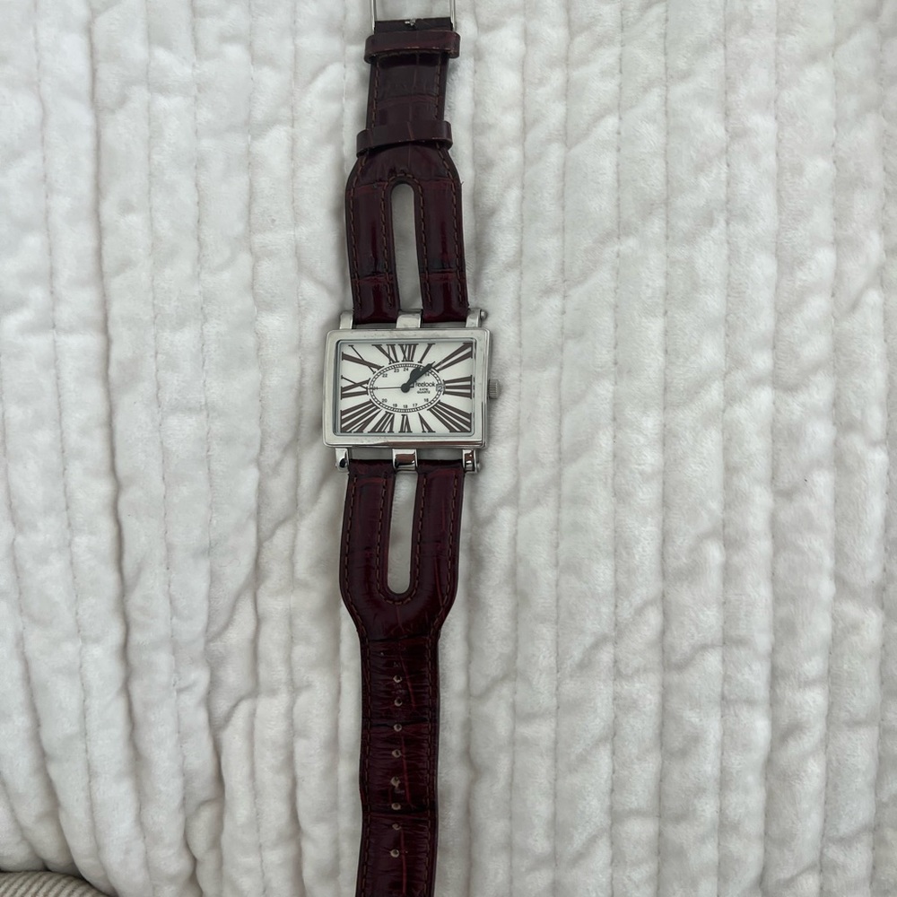 Freelook Watch Rectangle Shape Very Nice Burgundy… - image 2